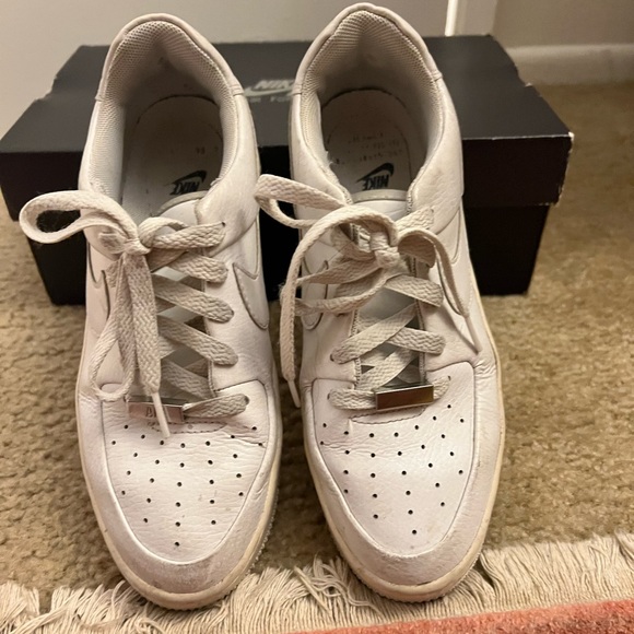 Nike Air Force Ones Sage Low - Picture 5 of 5